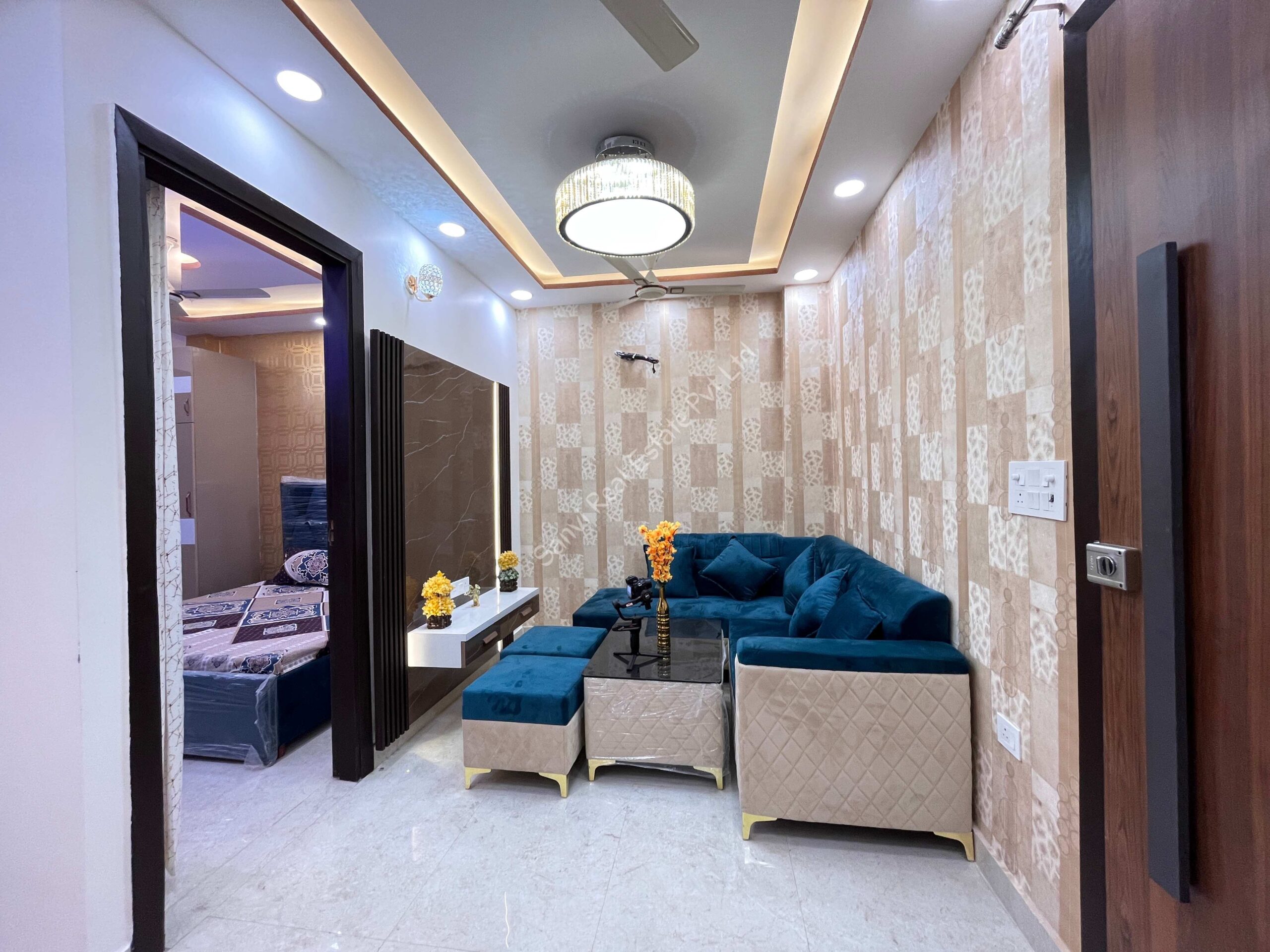 2 BHK Fully Furnished Flat in Dwarka Mor | Flats for Sale in Uttam Nagar