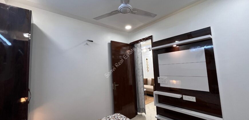 3 BHK Property in Dwarka Mor | Flats in Dwarka Mor