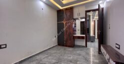 3 BHK Builder Flat in Uttam Nagar | Semi Furnished Flat in Uttam Nagar