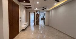 3 BHK Spacious Flat in Paschim Vihar with Lift & Car Parking Facilities