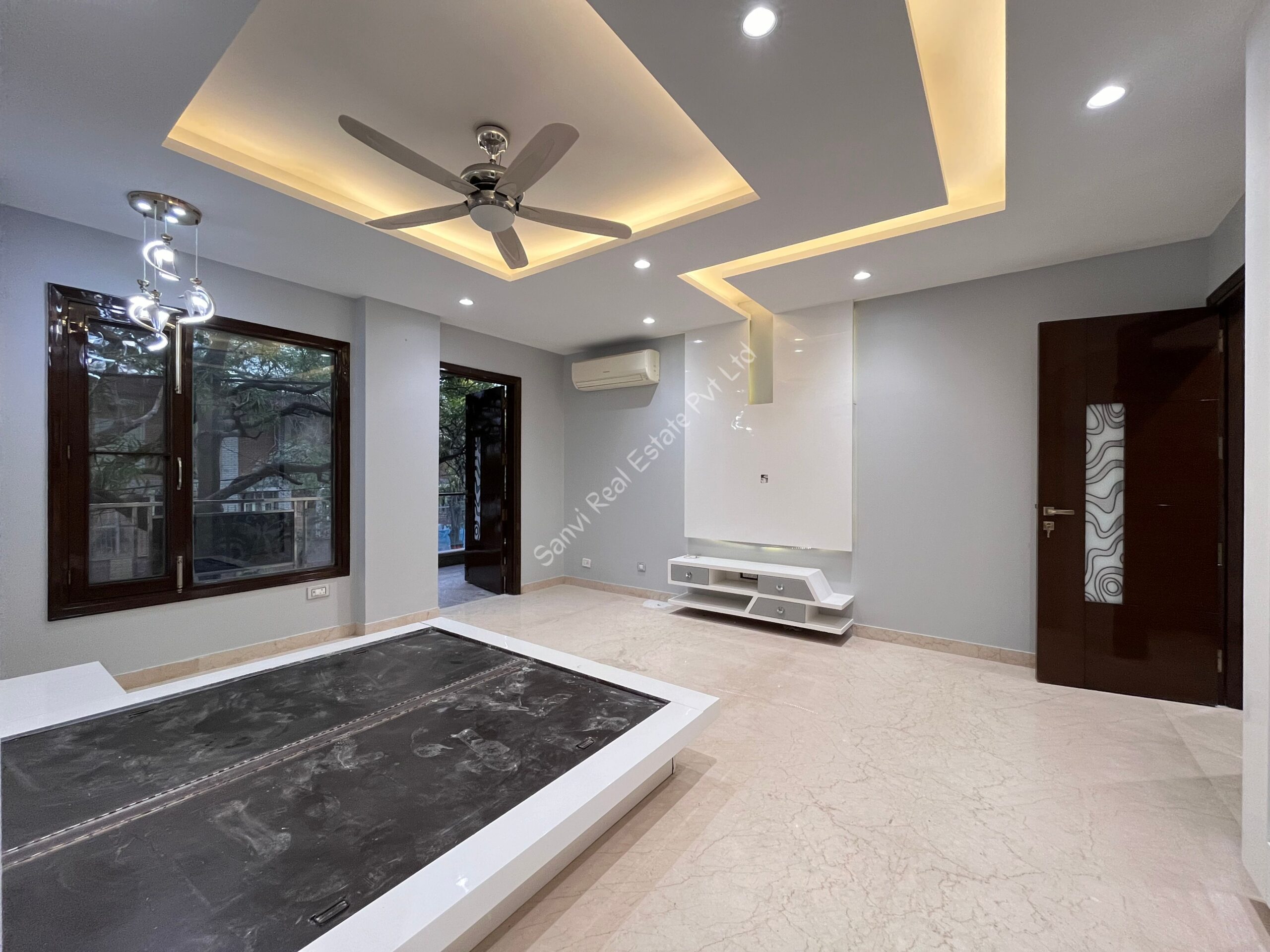 4 BHK Ultra Premium Property in Paschim Vihar, Delhi | M-Sanvi Real Estate |Flats in Delhi