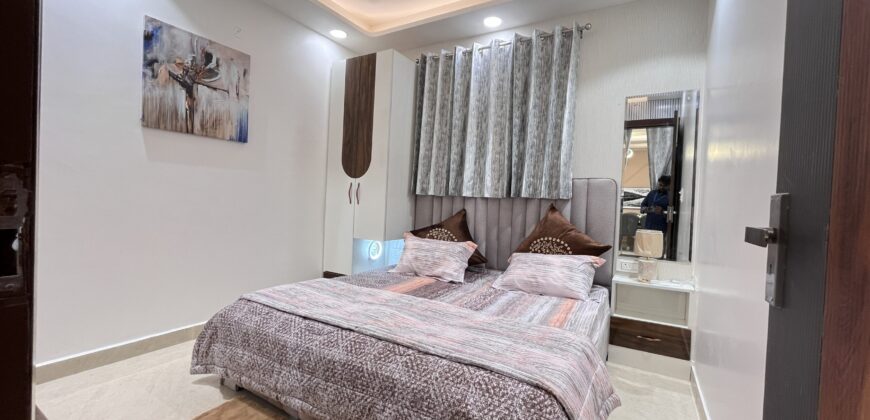 Low Cost 2 BHK Flat in Dwarka Mor, Delhi | Cheapest 2 BHK Flat in Uttam Nagar, Delhi