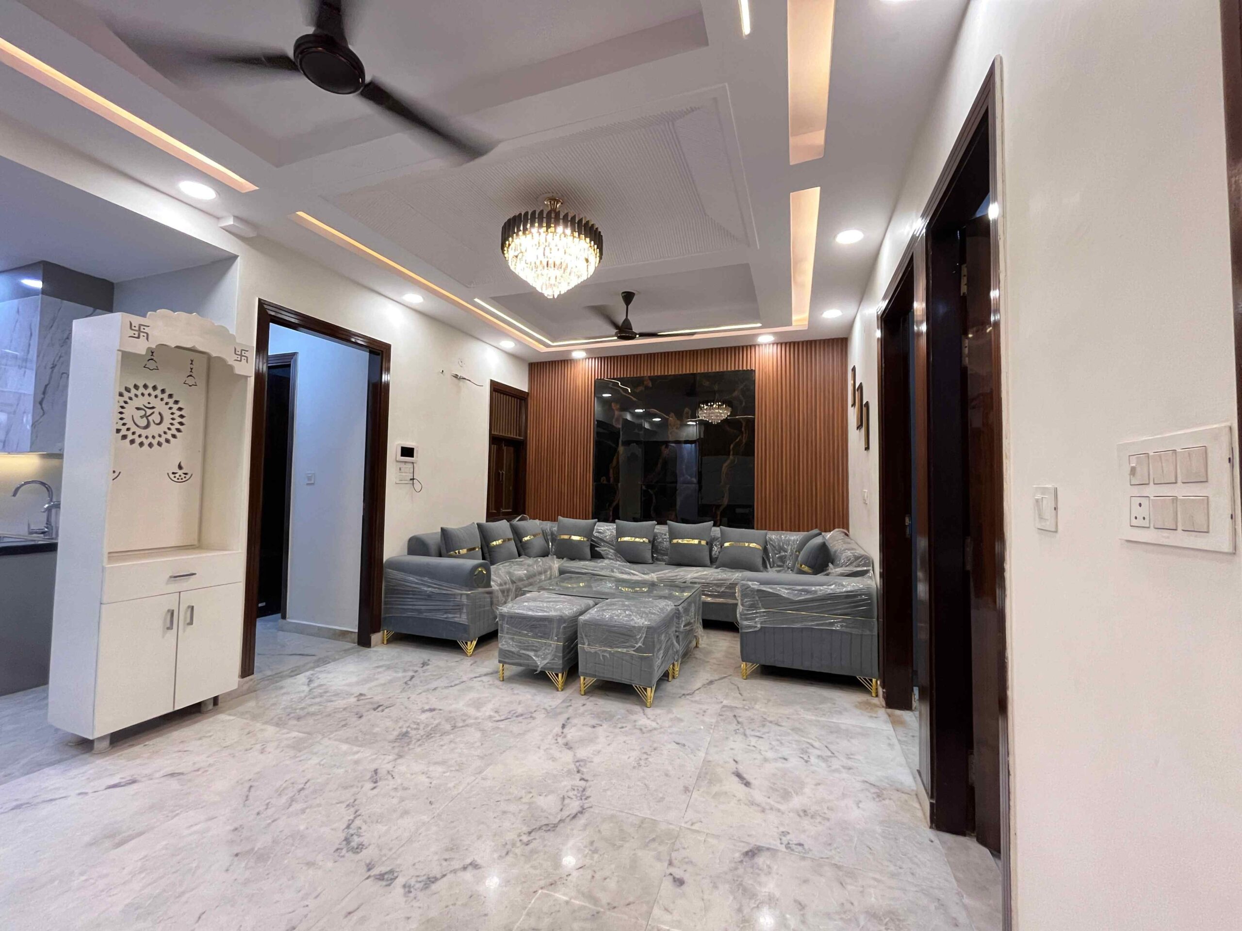 4 BHK Luxurious Flat in Uttam Nagar | 4 BHK Property in Dwarka Mor | M-Sanvi Real Estate